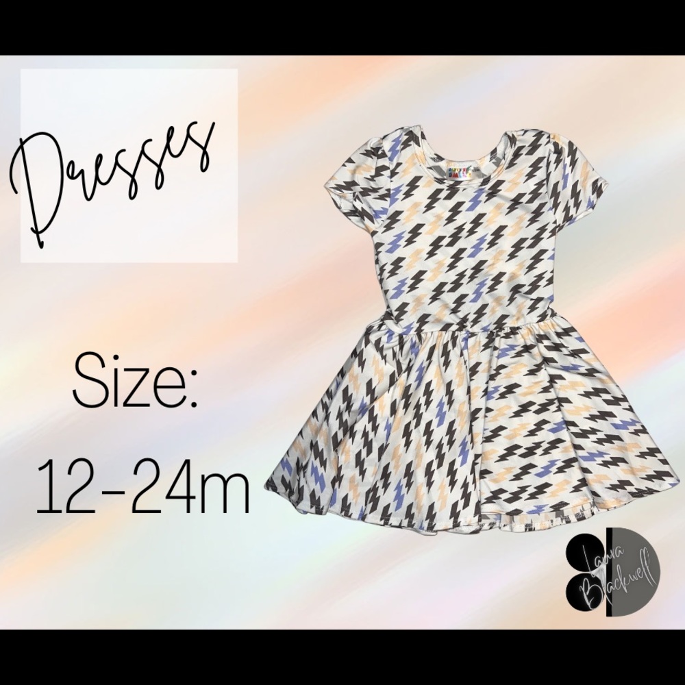 DotDotSmile 12-24m dress. NWT. Classic cap.